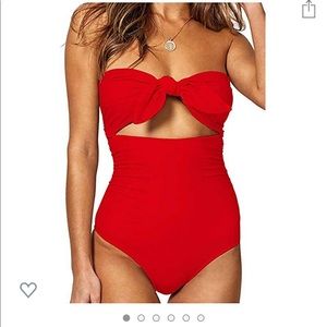 Women’s tummy control swim suit Sz small NEW